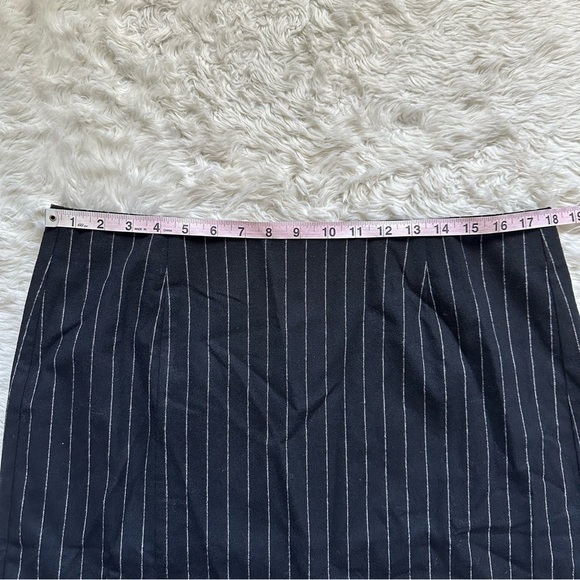 Madewell Skirt Wool-Blend Mini Pinstripe Italian Fabric Almost Black 12 NWT New - Picture 11 of 12